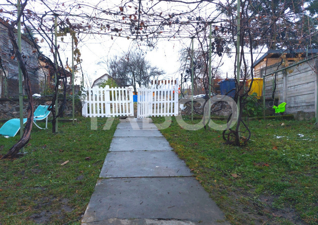 Casa individuala 4 camere 150 mp si teren liber 758 mp Cisna