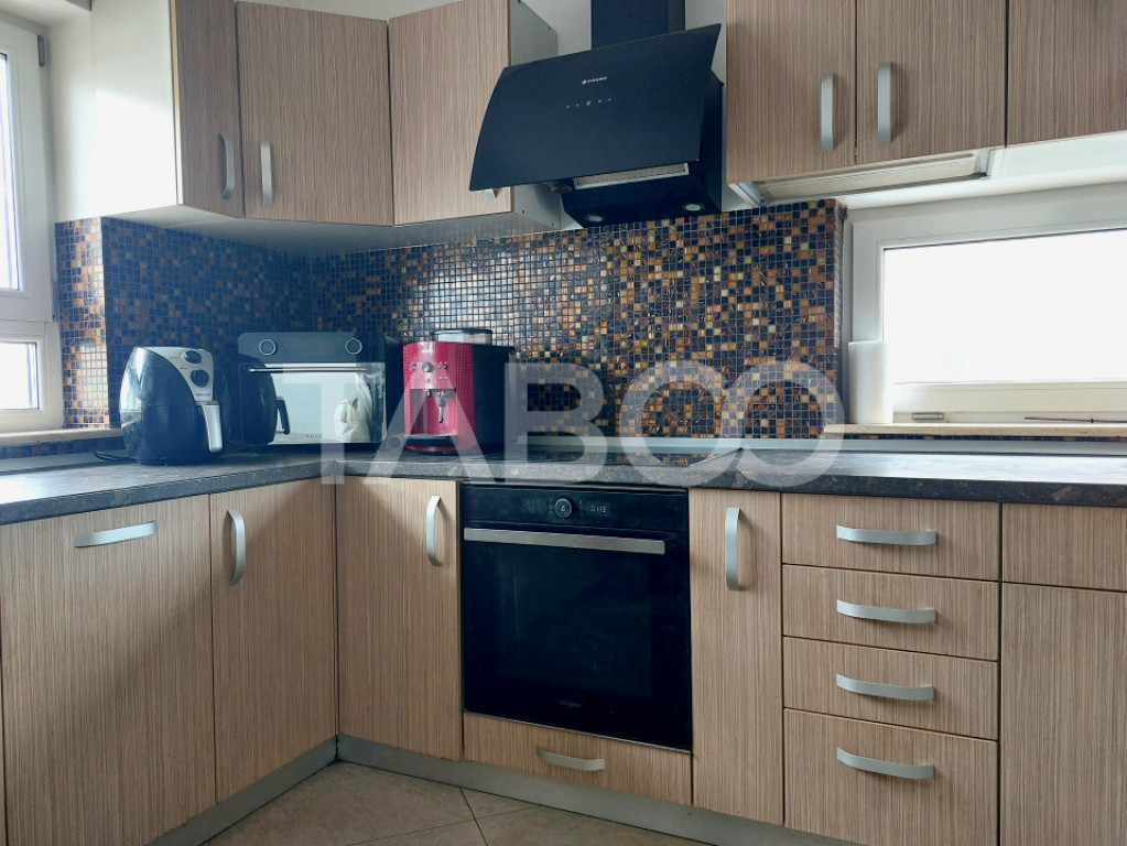 Casa individuala 4 camere P+1E 118 mp cu teren Cisnadie