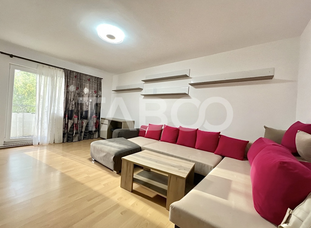Apartament cu 4 camere in Plopilor cu 2 balcoane si boxa de