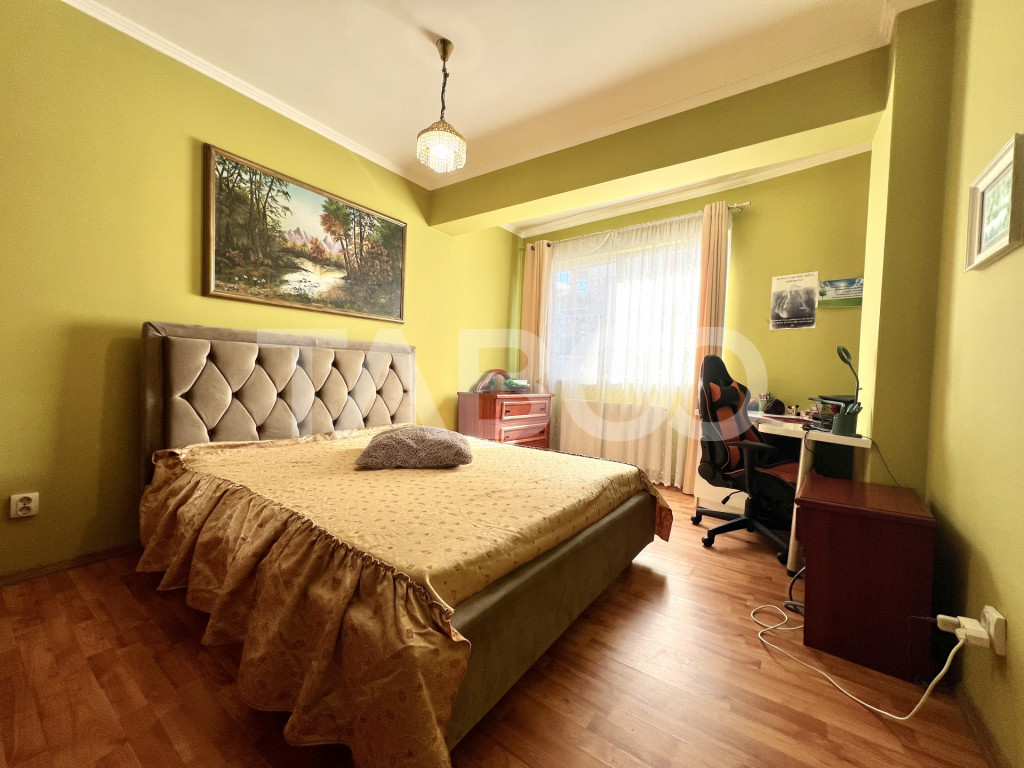 Apartament cu 4 camere in Gheorgheni cu lift si boxa parcare