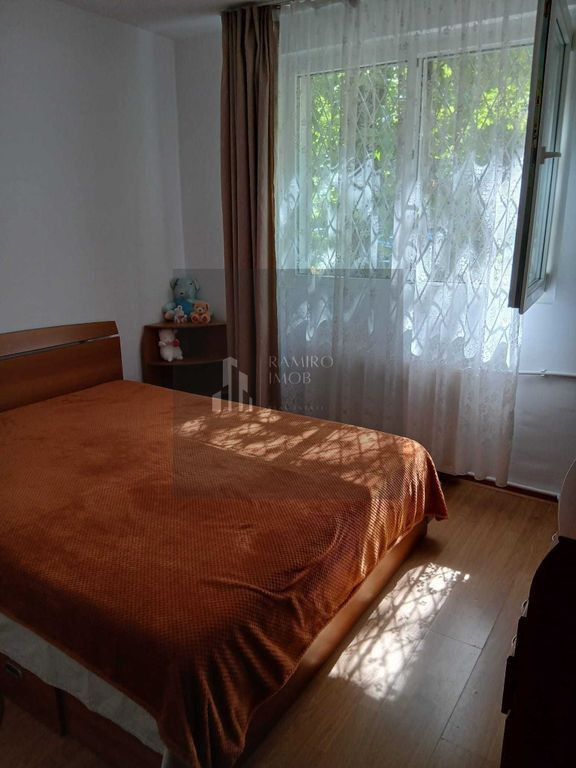 Apartament 2 camere, Sector 4, zona Piata Progresul - Giurgiului