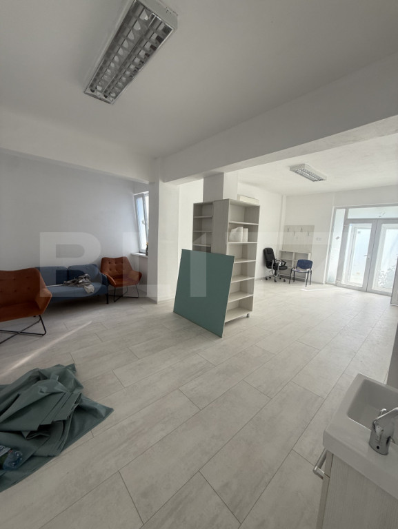 Spațiu comercial 53 mp utili | Central Voinești | Posibili