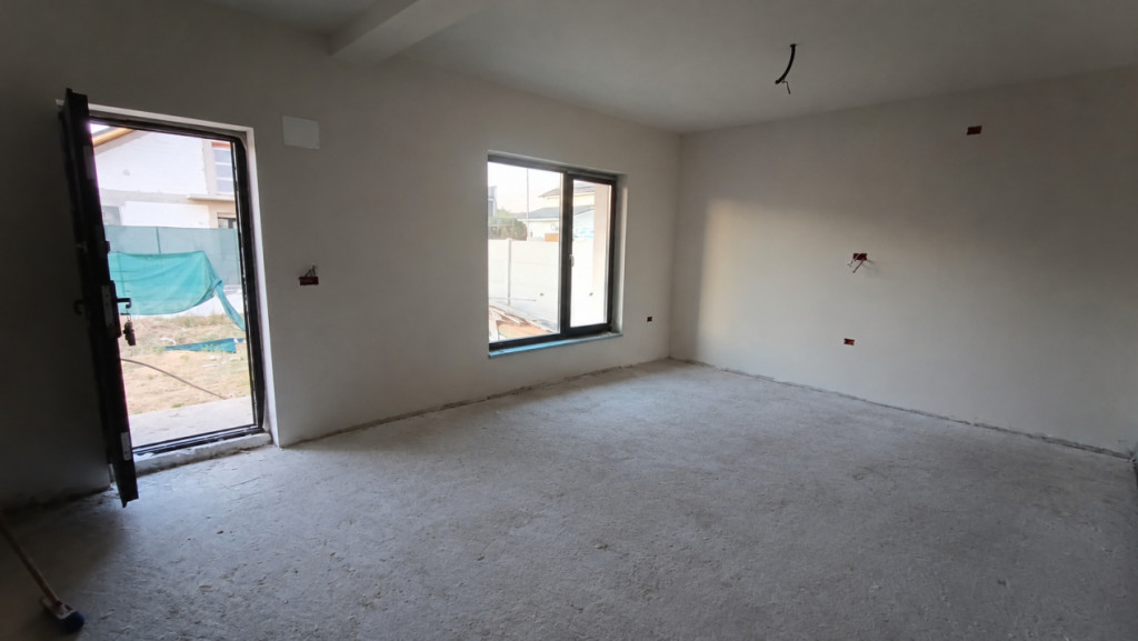 Casă de vânzare, 100 mp, zona Exterior Est