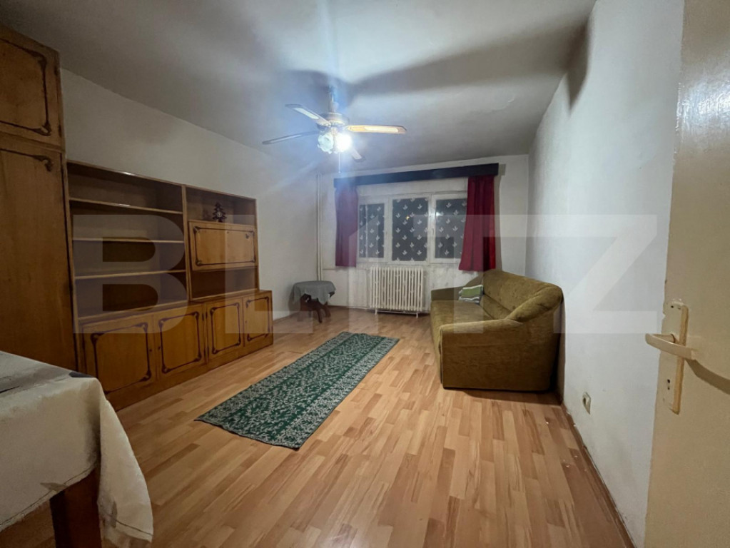 Apartament de inchiriat, 31 mp, zona Rogerius