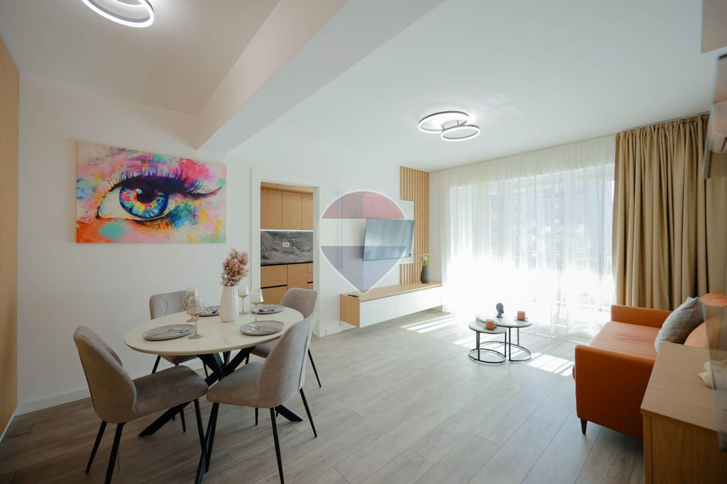 De vânzare apartament cu 2 camere, în zona Ioșia