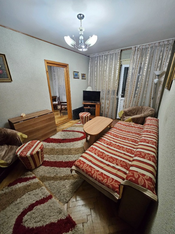 Apartament 2 camere etaj 1