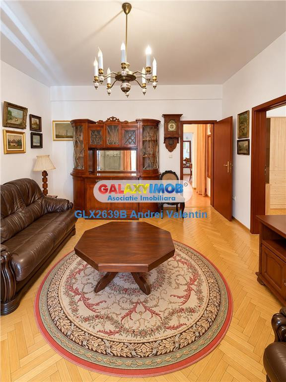Apartament Piata Sfintii Voievozi - Calea Victoriei - 2 Balc