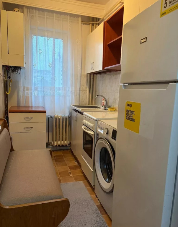 350 euro! Ap 2 cam D, Mircea cel Batran