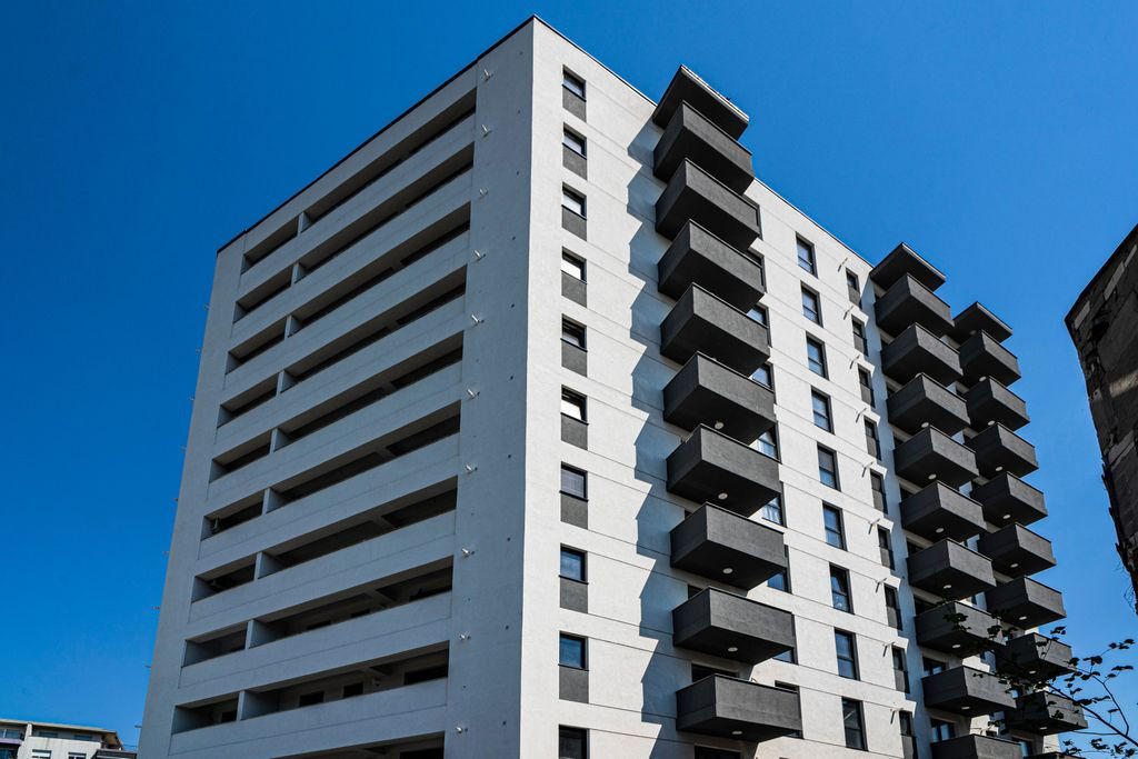 Metrou Preciziei -2 camere, finisat complet, SE ACCEPTA CREDIT, Comision 0%