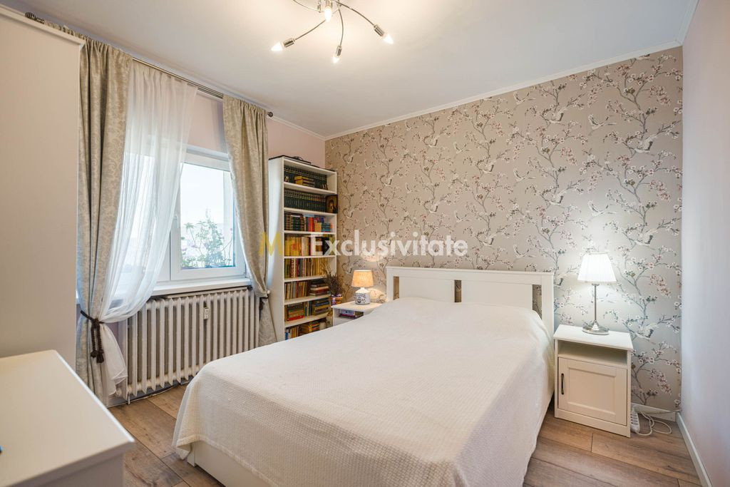 Apartament 3 camere decomandat - Rond Baba Novac