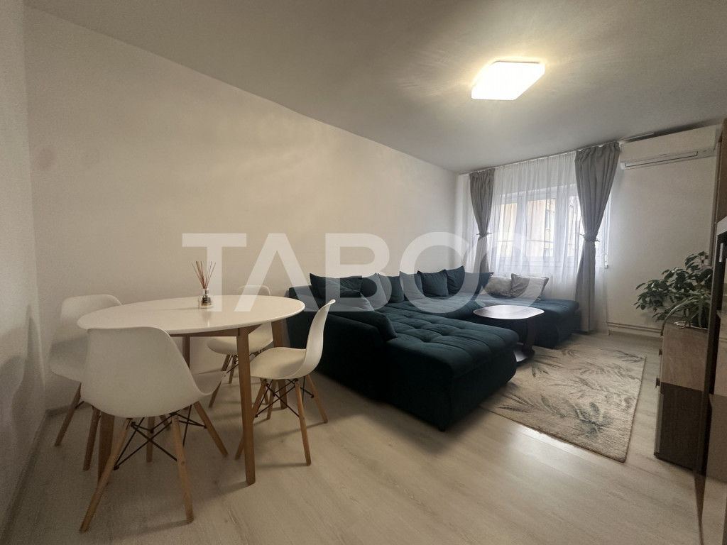 Apartament de inchiriat 3 camere cu balcon doua dormitoare i