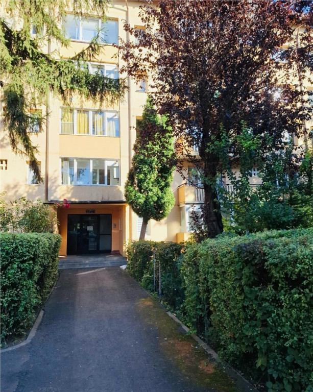 Apartament 3 Camere pe pozitie excelenta, etaj 1/4 | Garii