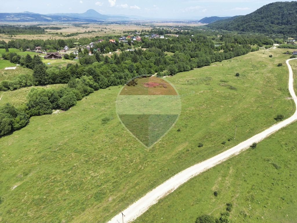 Teren Rasnov - Glajerie, 1225mp, teren drept, acces usor