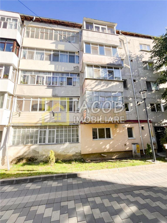 Apartament 3 camere decomandate | Etaj 1 | Str. Tudor Vladim