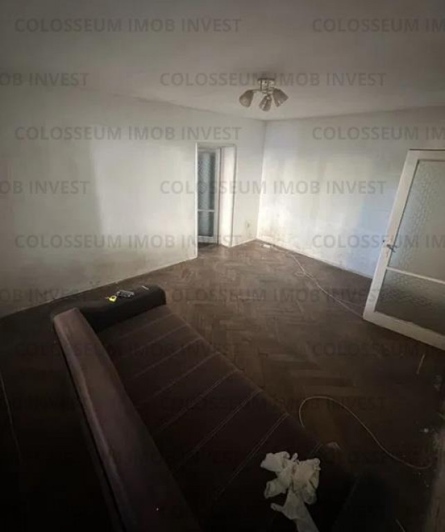 COLOSSEUM: Apartament 3 C decomandat 13 Decembrie Tractorul