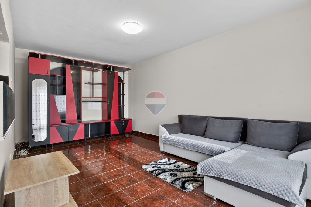 Apartament cu 3 camere spatios bl. X42 Calea Aurel Vlaicu