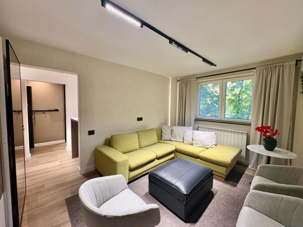 Veronica Micle - apartament 2 camere renovat de inchiriat.
