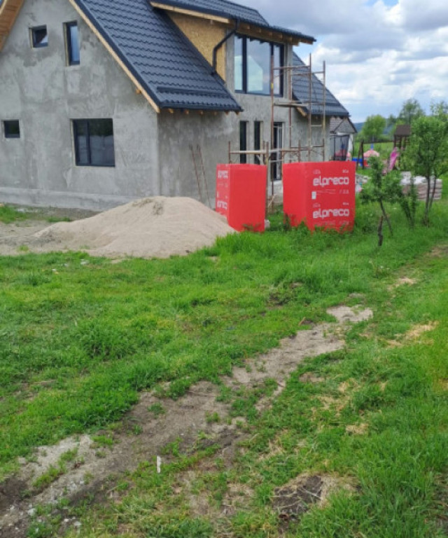 Casă noua de 205mp construită în Filiași, pe un teren d