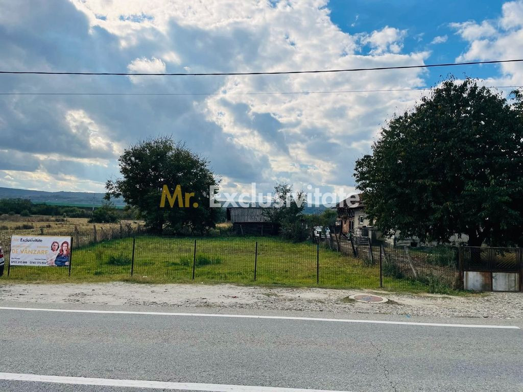 Teren intravilan de vanzare in Baiculesti-520mp