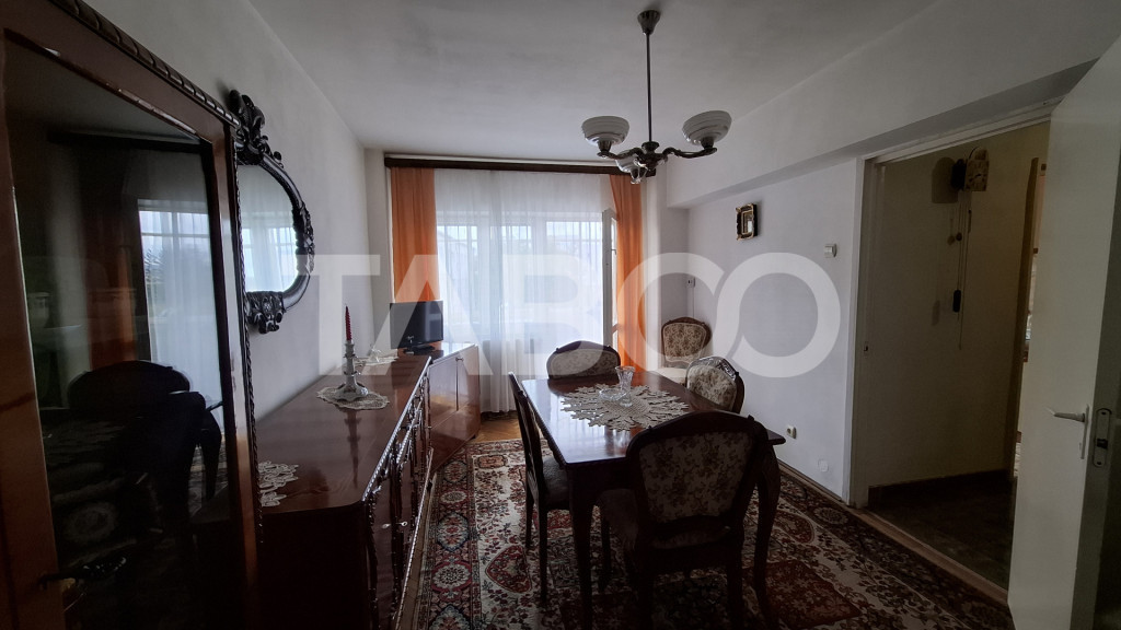 Apartament 2 camere decomandat 43 mp zona Calea Dumbravii Si