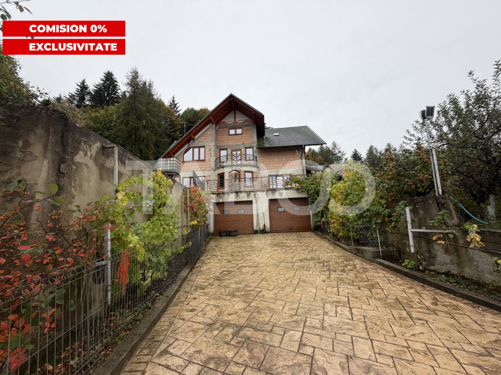 Casa cu potential de investitie 7 camere foisor 4 bazine de