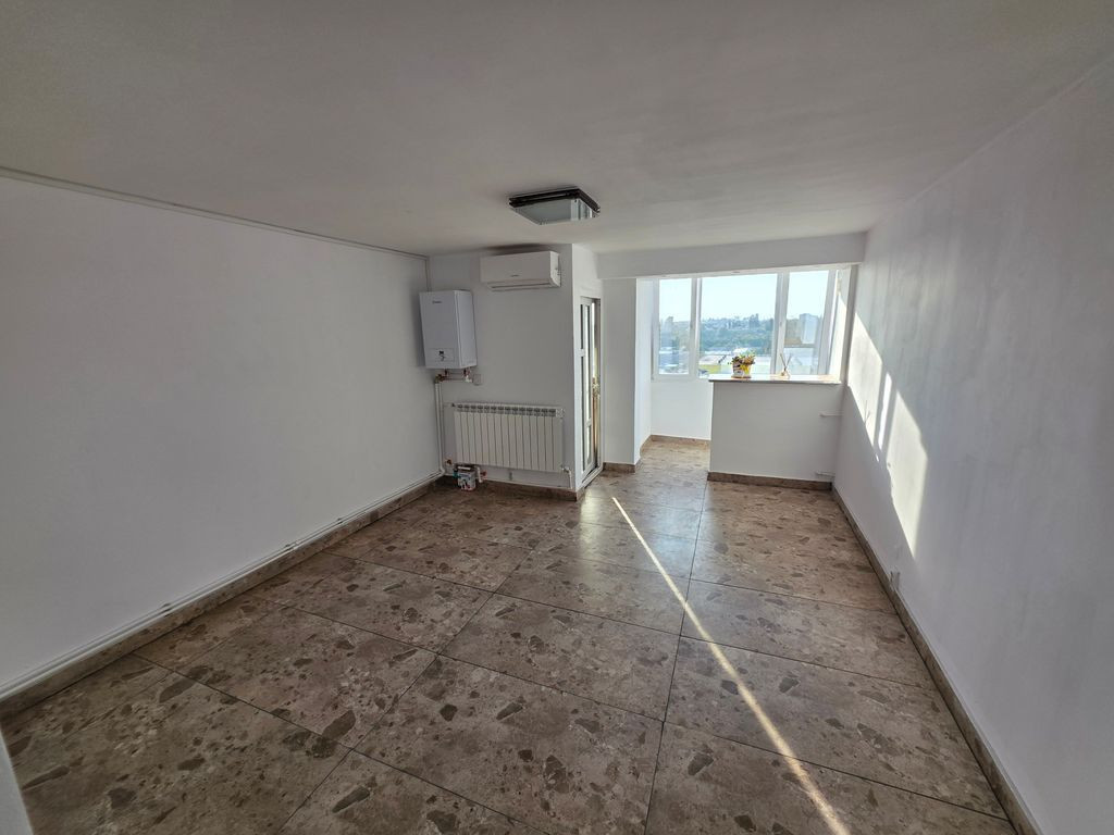 Apartament 2 camere decomandat zona Gara(ICIL)
