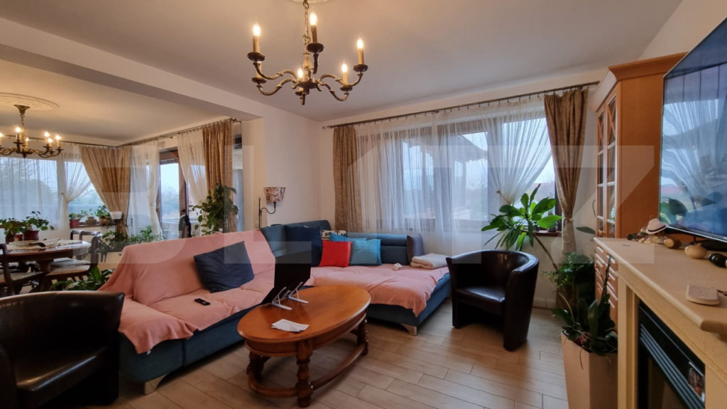 Casa tip D+P+E, 350 mp, 1600 mp teren, zona Titulescu