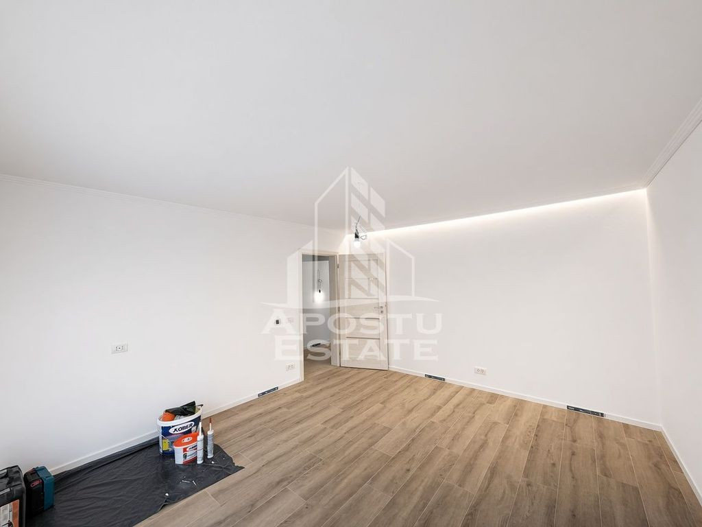 Apartament cu 2 camere, de vanzare, Dambovita, Timisoara