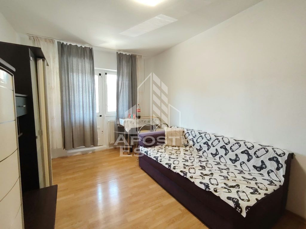 Garsoniera de vanzare, etaj intermediar, zona Buziasului, Timisoara