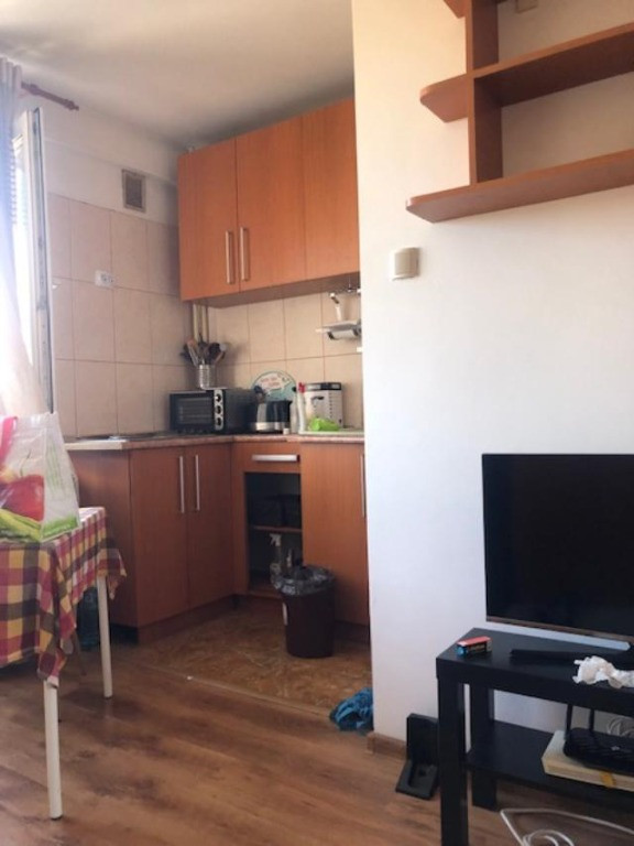 Brancoveanu metrou strada prasilei micuta cocheta