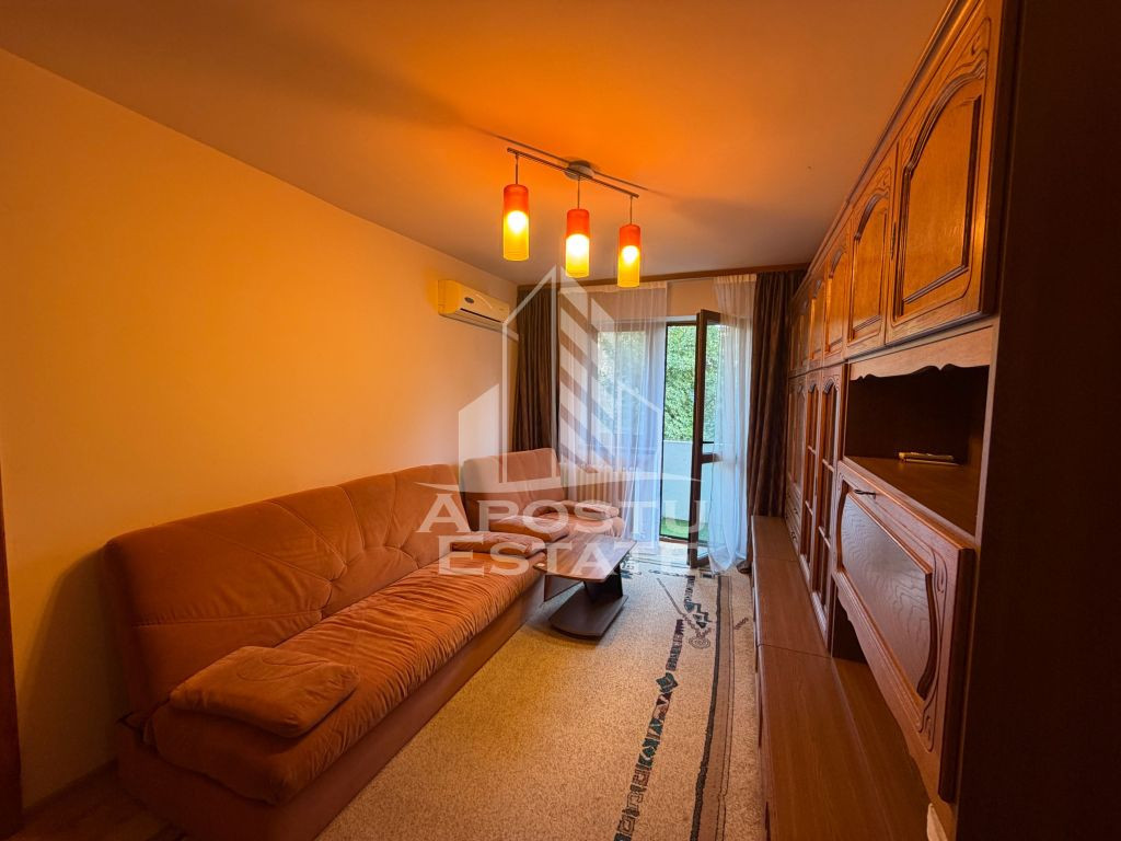 Apartament cu 3 camere de vanzare,etaj intermediar, Dacia, Timisoara