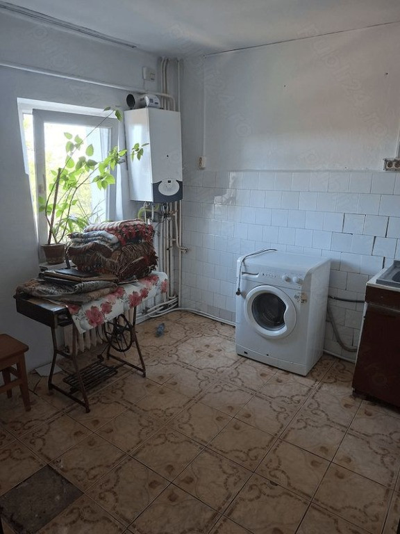 Apartament 2 camere etaj 2 Imparat Traian