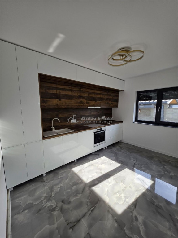 Vila - 3 camere - Cristian