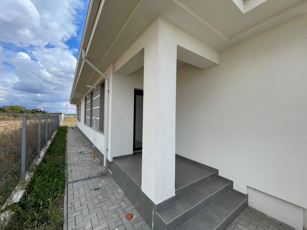 Duplex Parter 92mp utili | 3 camere 2 bai | Covaci