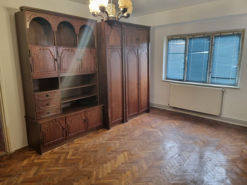 Apartament cu 3 camere in Lugoj