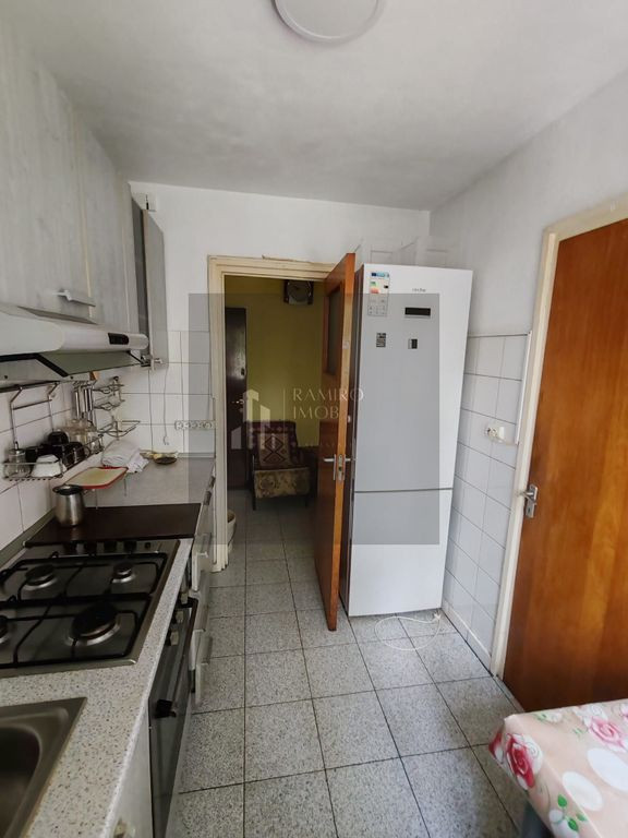 Apartament 3 camere Sector 4, Brancoveanu