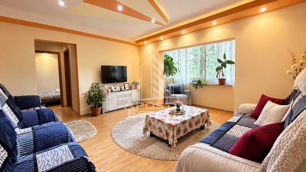 Apartament 3 camere | Renovat complet | Etaj 1 | zona Calea Sagului