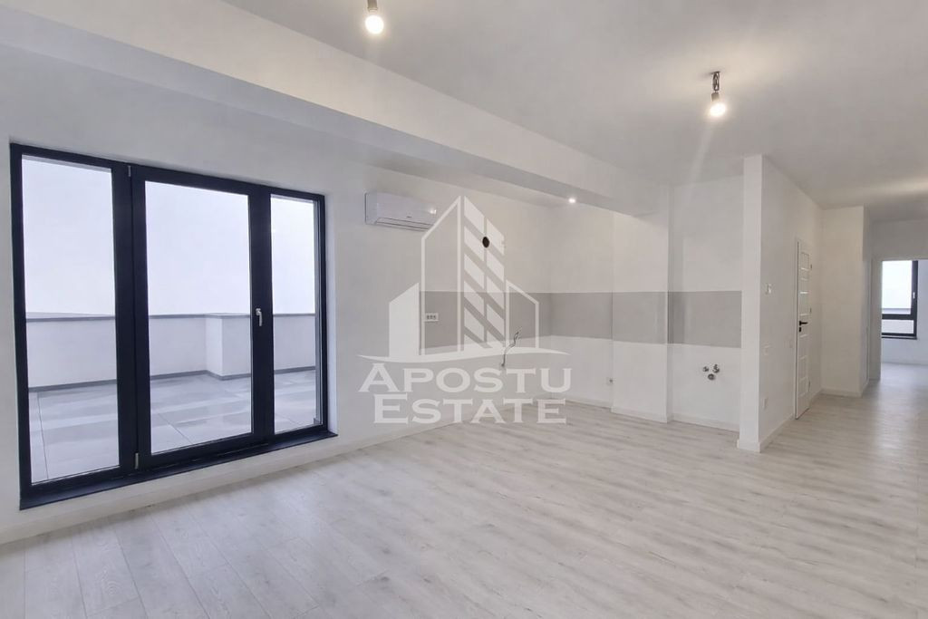 Apartament 2 camere, terasa cu vedere pe 3 parti, Torontalului