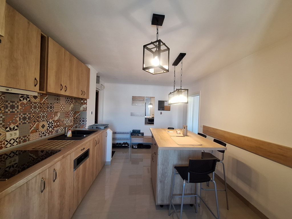 Apartament premium cu 3 camere, renovat integral, aproape de