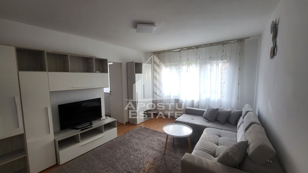 Apartament semidecomandat,3 camere,zona Dacia,mobilat,etaj 1