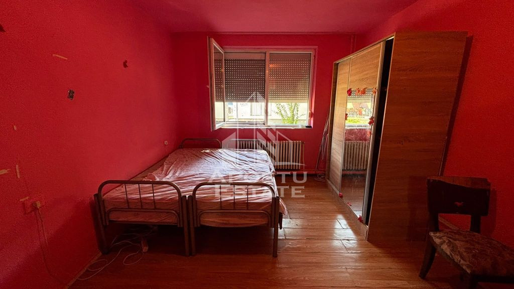 Garsoniera | Complexul Studentesc | 22 mp | Parter | 50.000 euro neg.