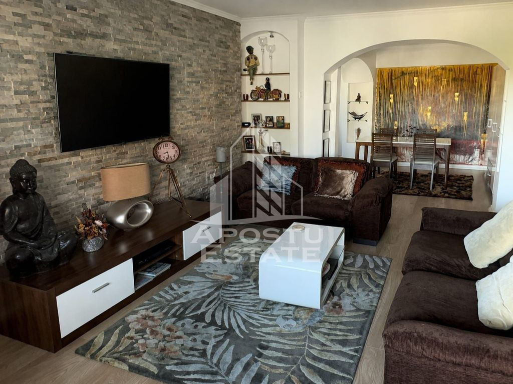 Apartament exclusivist, 3 camere, 110 mp, ultracentral Timisoara