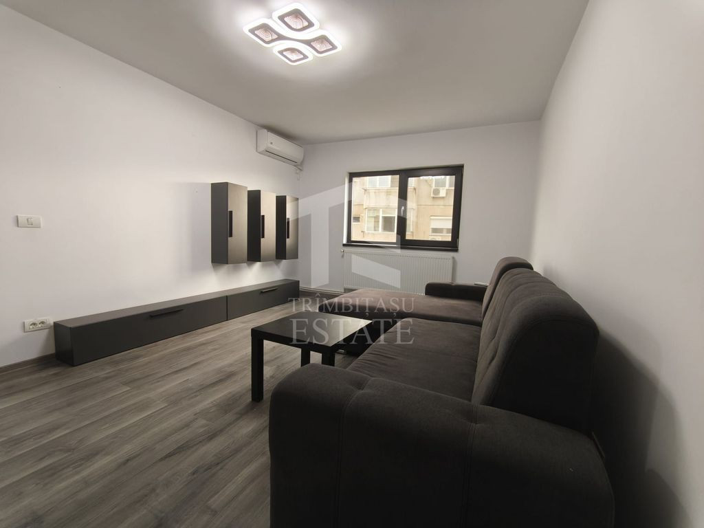 Apartament 2 Camere Decomandat, Bine Pozitionat, Mangalia