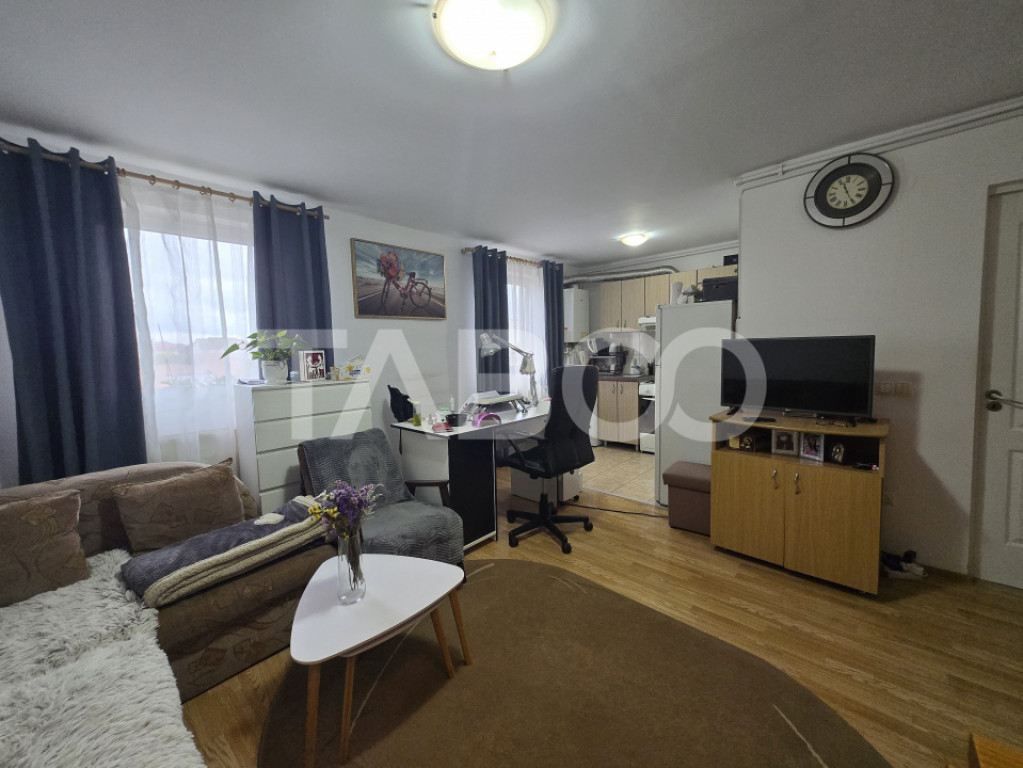 Apartament 3 camere de vanzare decomandat 67mp zona Terezian