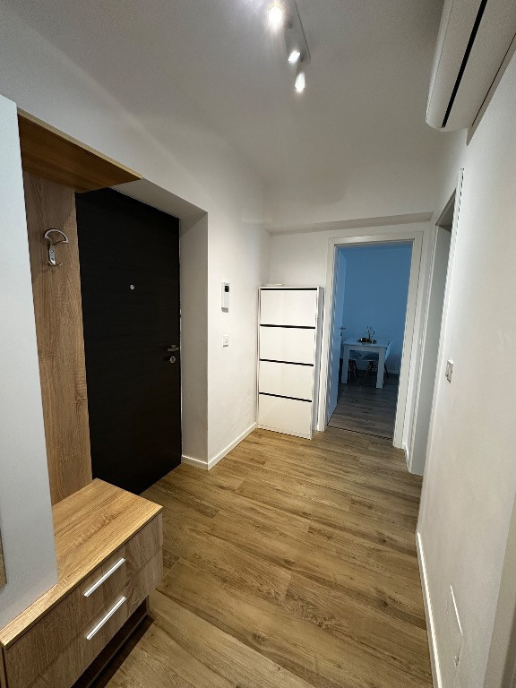 Inchiriez apartament 2 camere decomandat – Metrou Grozavesti (3 min.)