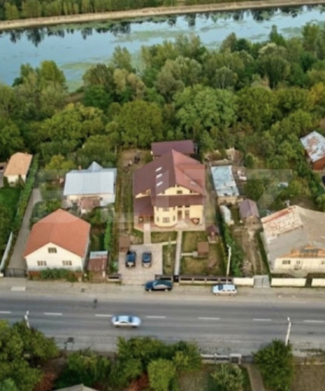 Pensiune de vanzare, 397 mp, zona Valenii de Munte