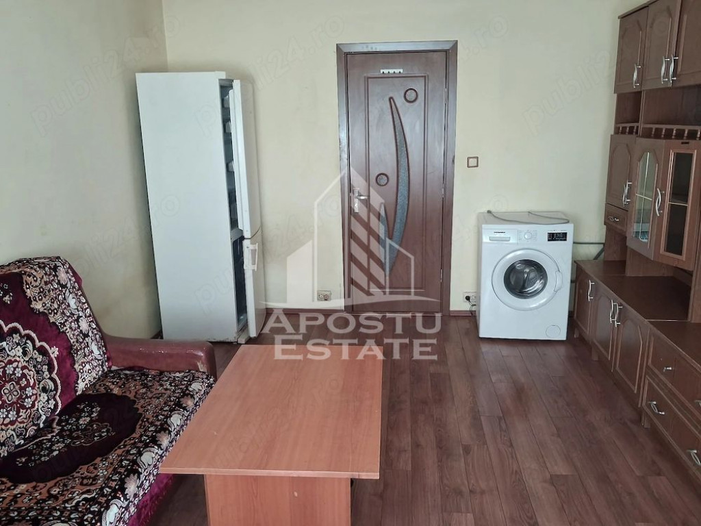Garsoniera de vanzare, etaj intermediar, zona Aradului, Timisoara