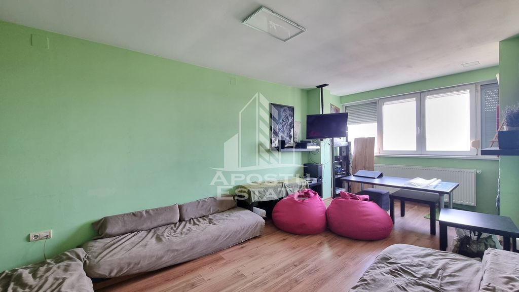 Apartment 3 camere de vanzare, centrala proprie, Cetatii, Timisoara