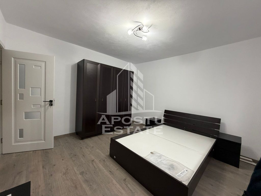 Casa cu 2 camere,centrala proprie, garaj,teren 350 mp ,zona Blascovici