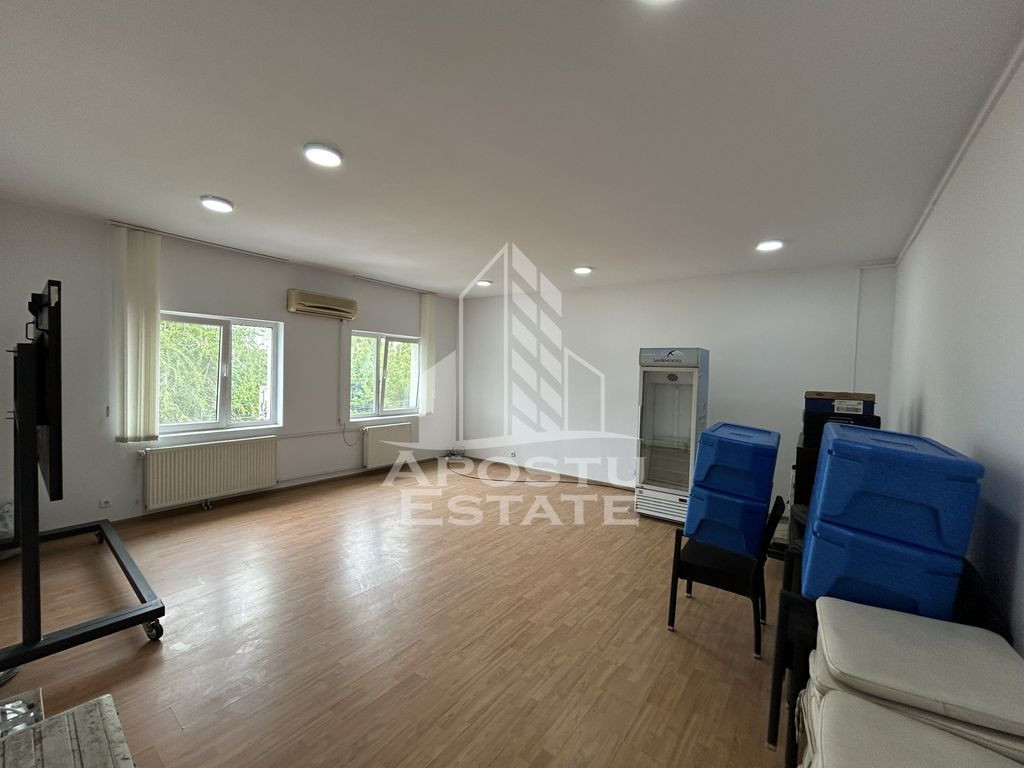 Casa de vanzare 126 mp utili si teren 1554 mp, Sacalaz.